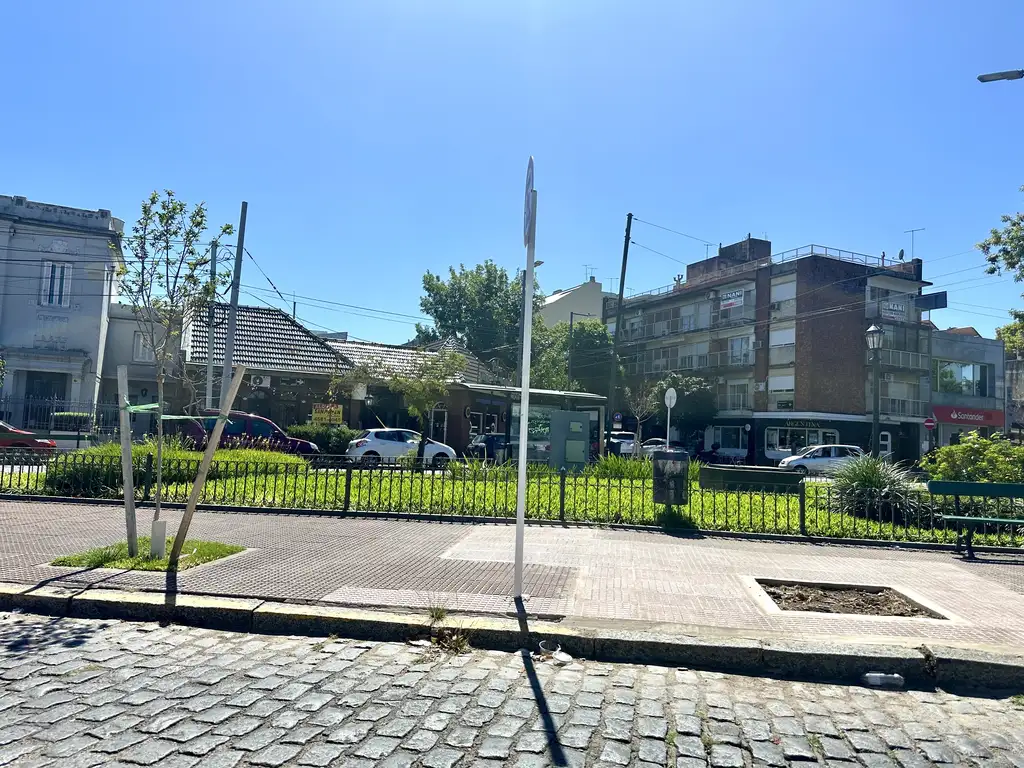 Foto de Local comercial en Alquiler en Villa Devoto, imagen 1
