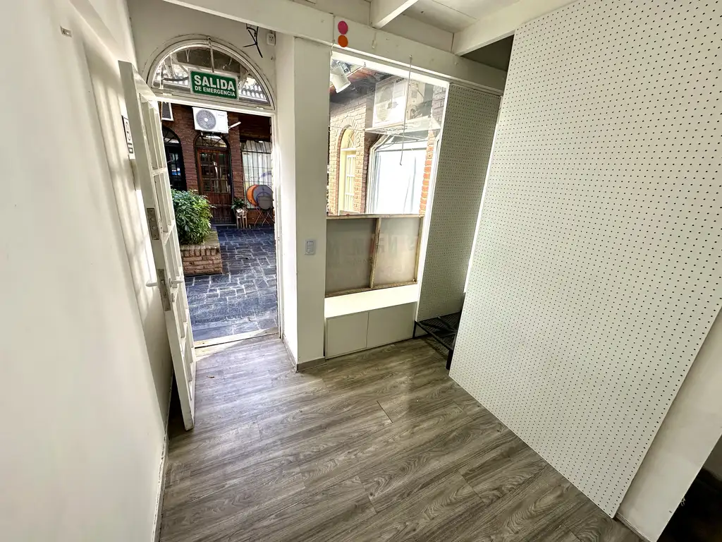 Foto de Local comercial en Alquiler en Villa Devoto, imagen 5