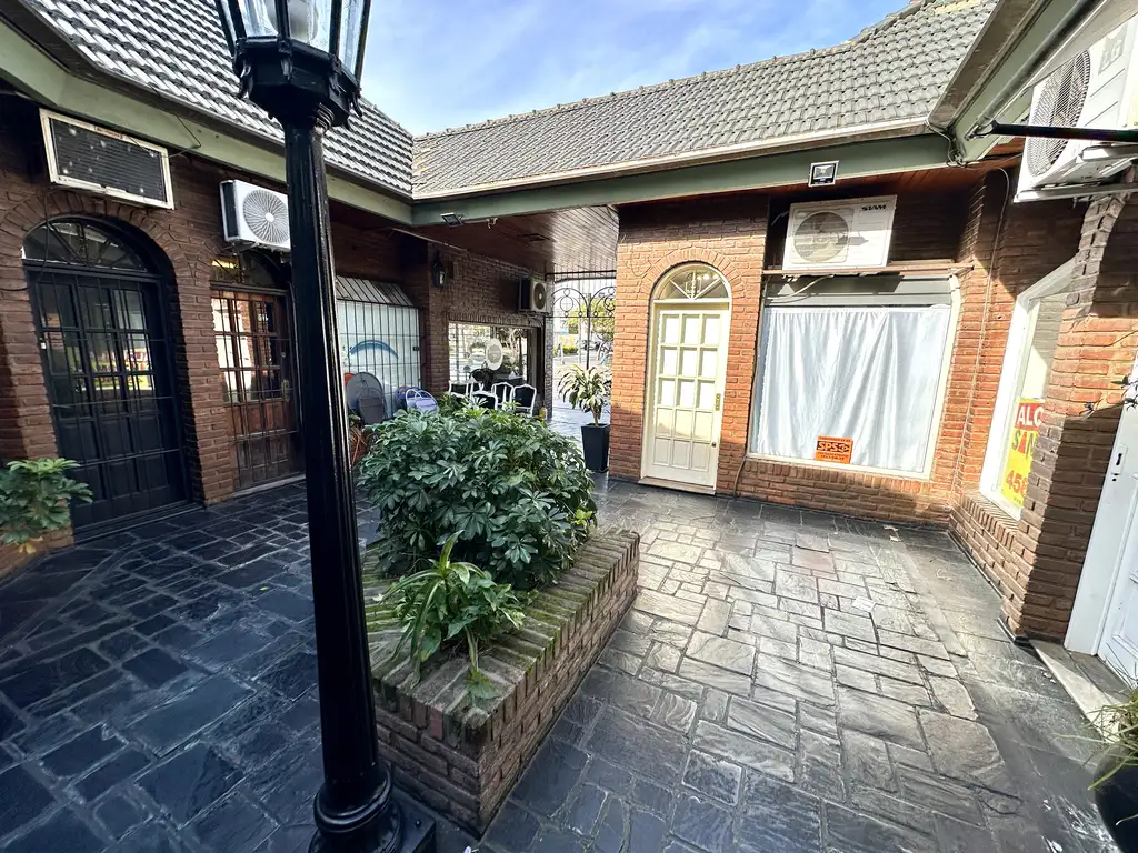 Foto de Local comercial en Alquiler en Villa Devoto, imagen 2