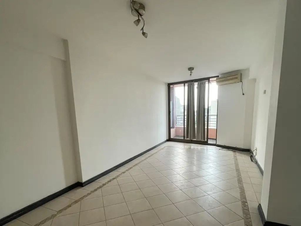 Foto de Depto 2 Ambientes en Alquiler - Moron Centro, imagen 2