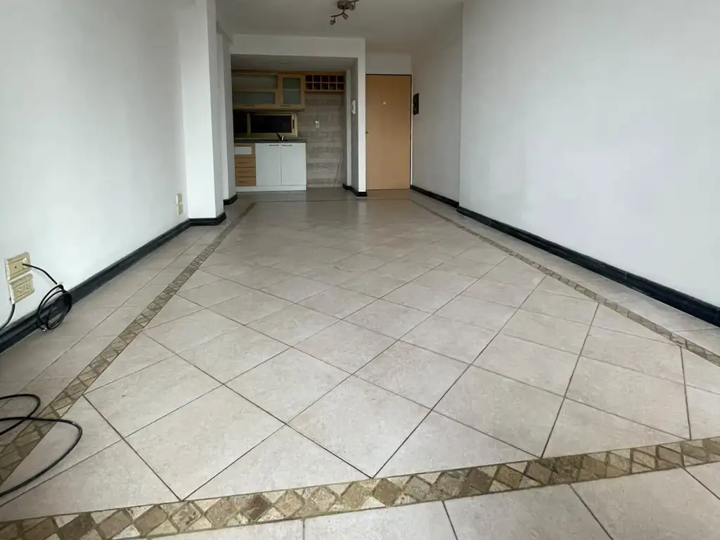 Foto de Depto 2 Ambientes en Alquiler - Moron Centro, imagen 3