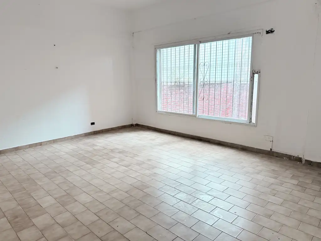 Foto de SOLO USO COMERCIAL -- 450 M2 IDEAL DEPOSITO/OFICINAS/VENTA ON LINE, imagen 5