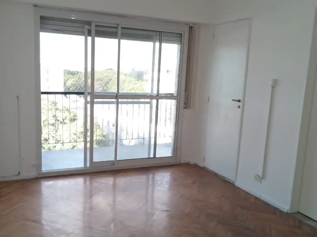 Foto de Muy buen depto de 1 Ambiente al frente con balcon, imagen 1