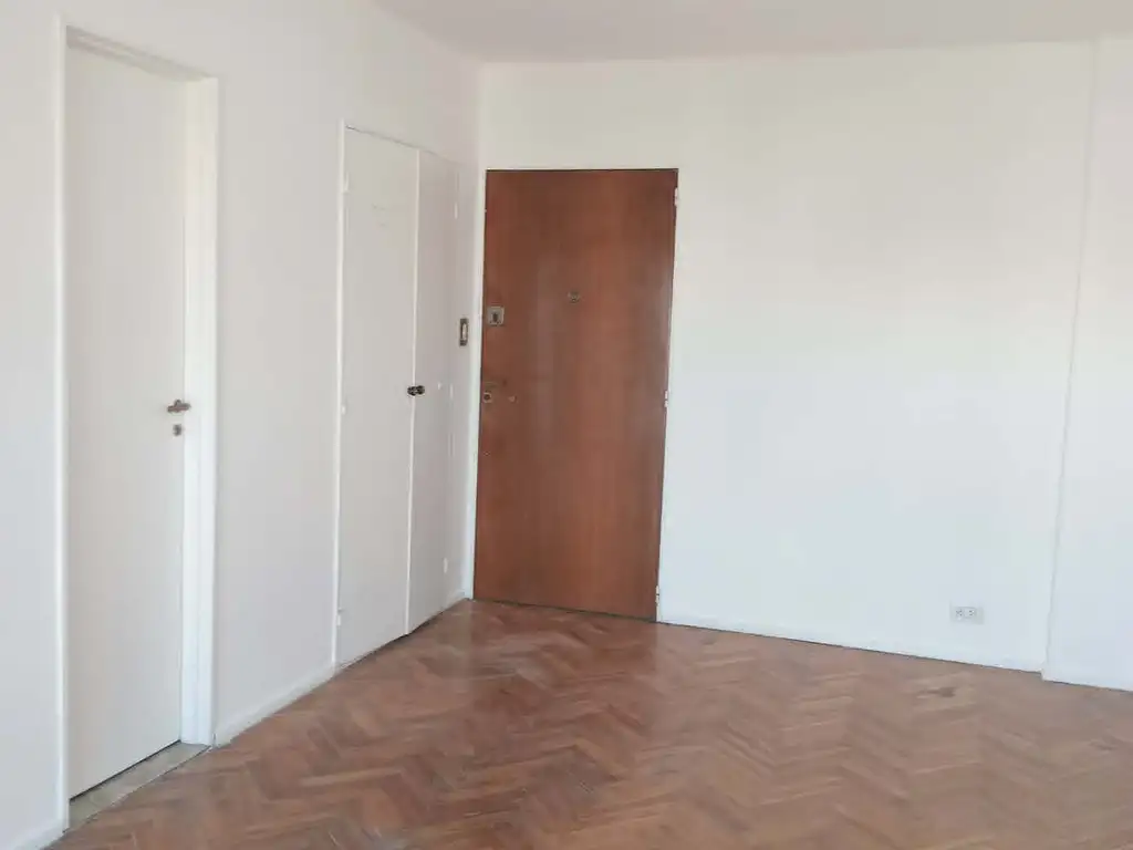 Foto de Muy buen depto de 1 Ambiente al frente con balcon, imagen 2