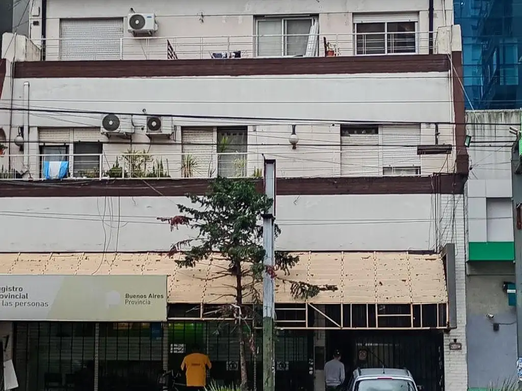 Foto de IMPORTANTE LOCAL COMERCIAL PARA DIVERSOS RUBROS, imagen 3