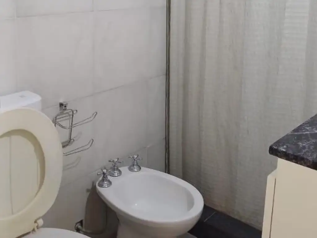 Foto de DEPARTAMENTO AMOBLADO. BAJAS EXPENSAS, imagen 5