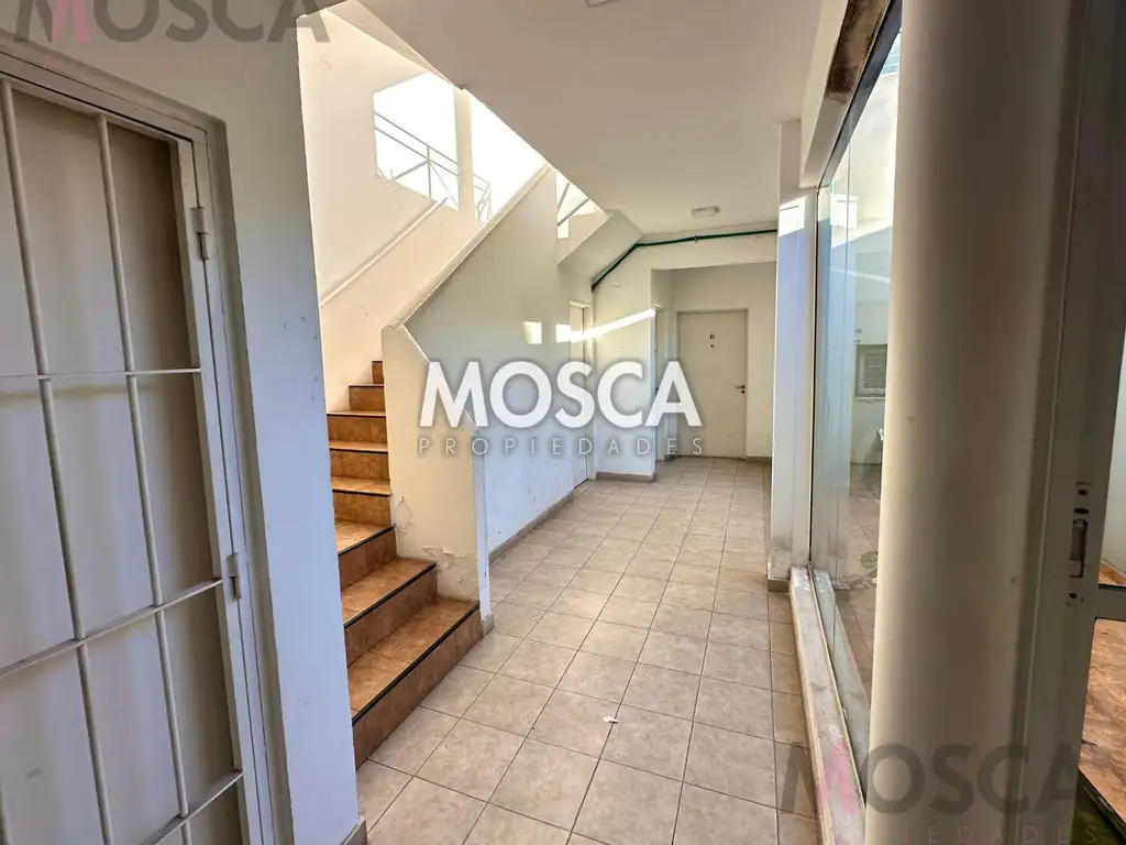 Foto de Monoambiente en alquiler Moreno centro, imagen 1