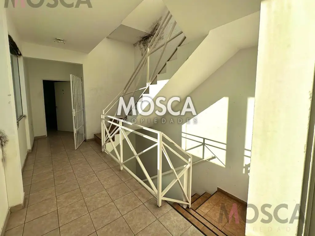 Foto de Monoambiente en alquiler Moreno centro, imagen 4