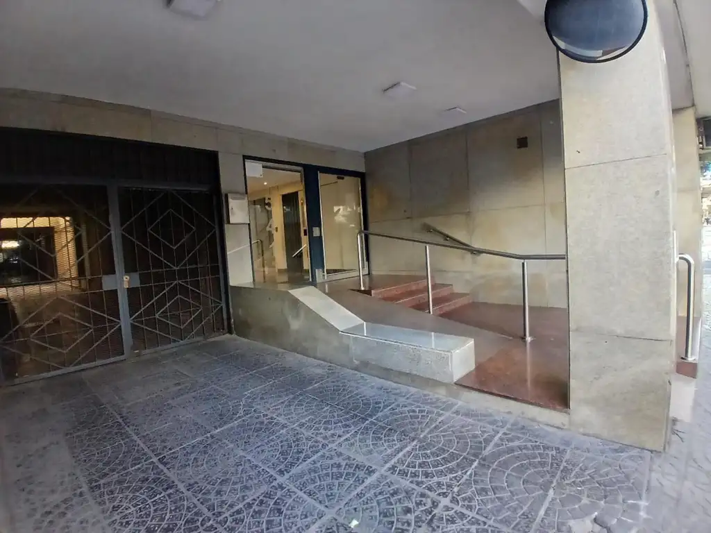 Foto de Monoambiente con amplio patio !!, imagen 2