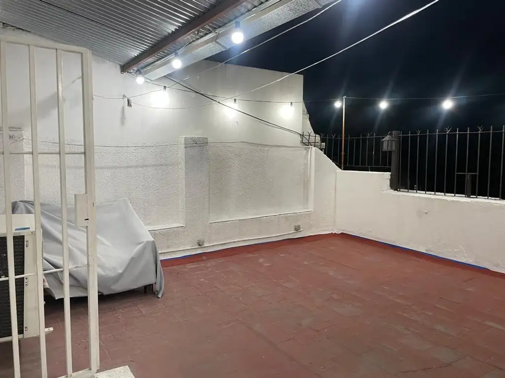 Foto de DEPOSITO U OFICINA EN PRIMER PISO CON 2 BAÑOS Y COCINA, imagen 2