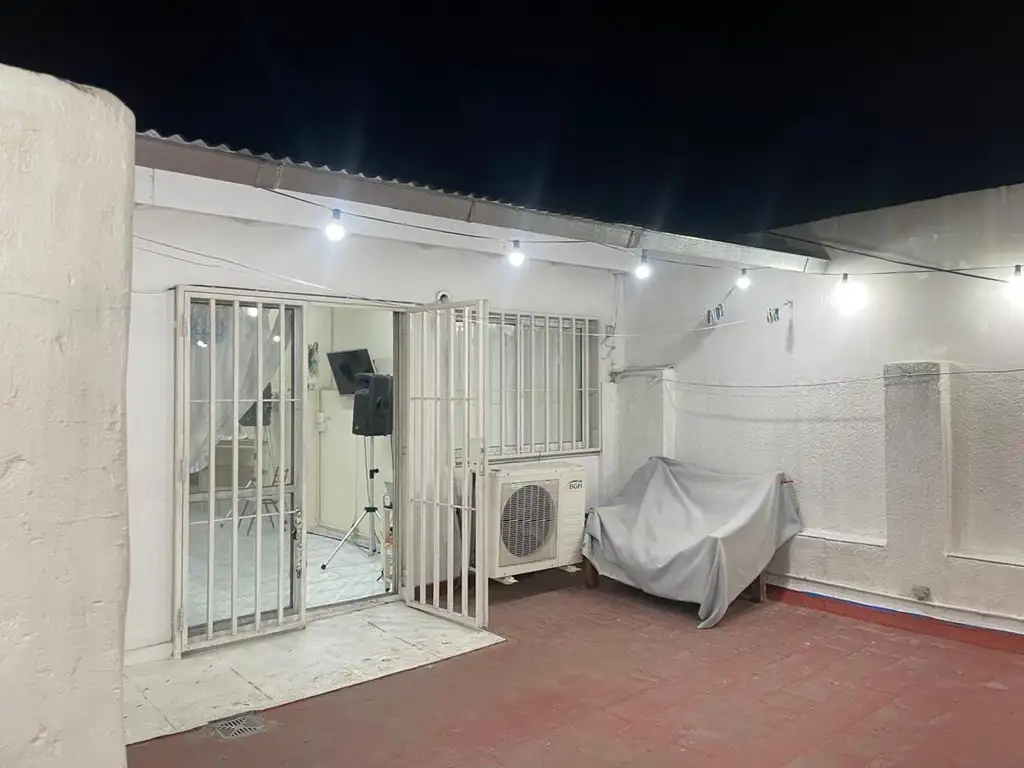 Foto de DEPOSITO U OFICINA EN PRIMER PISO CON 2 BAÑOS Y COCINA, imagen 4