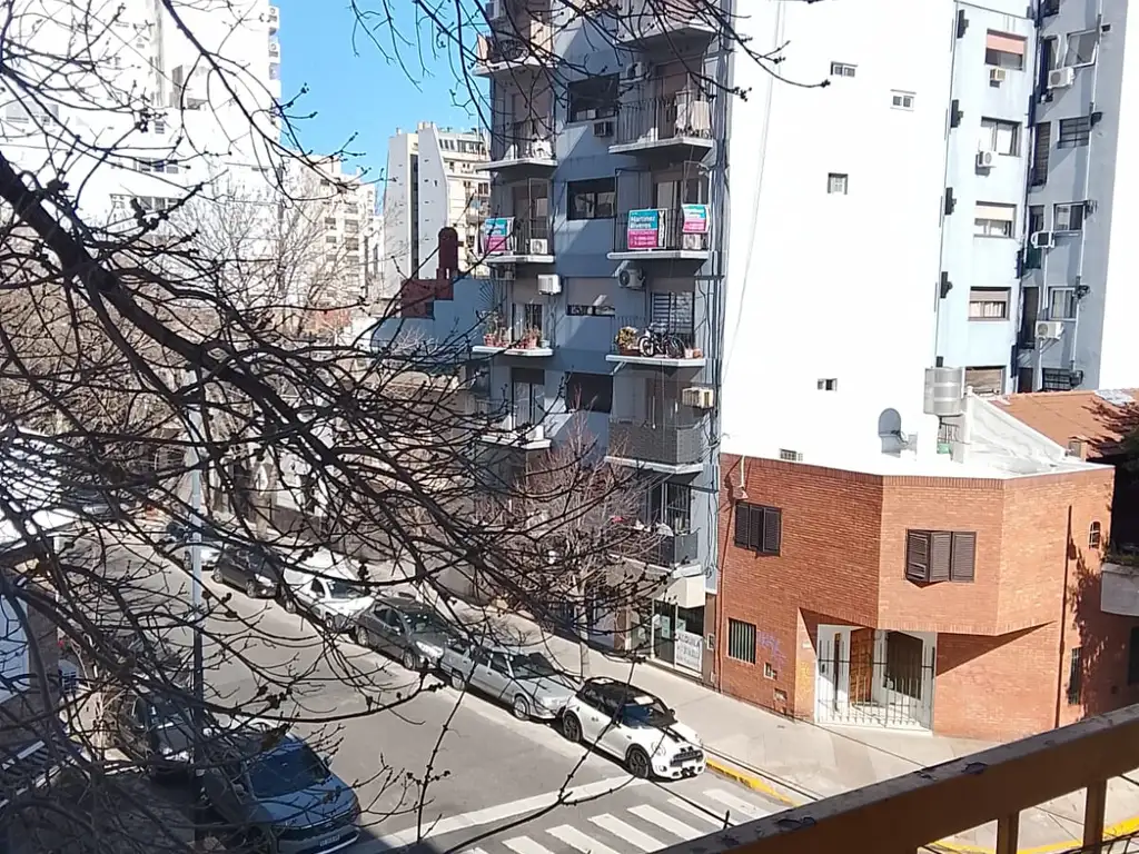 Foto de FTE BALCON MUY LUMINOSO COCINA Y BAÑO COMPLETO AMOBLADO RECIEN PINTADO, imagen 2