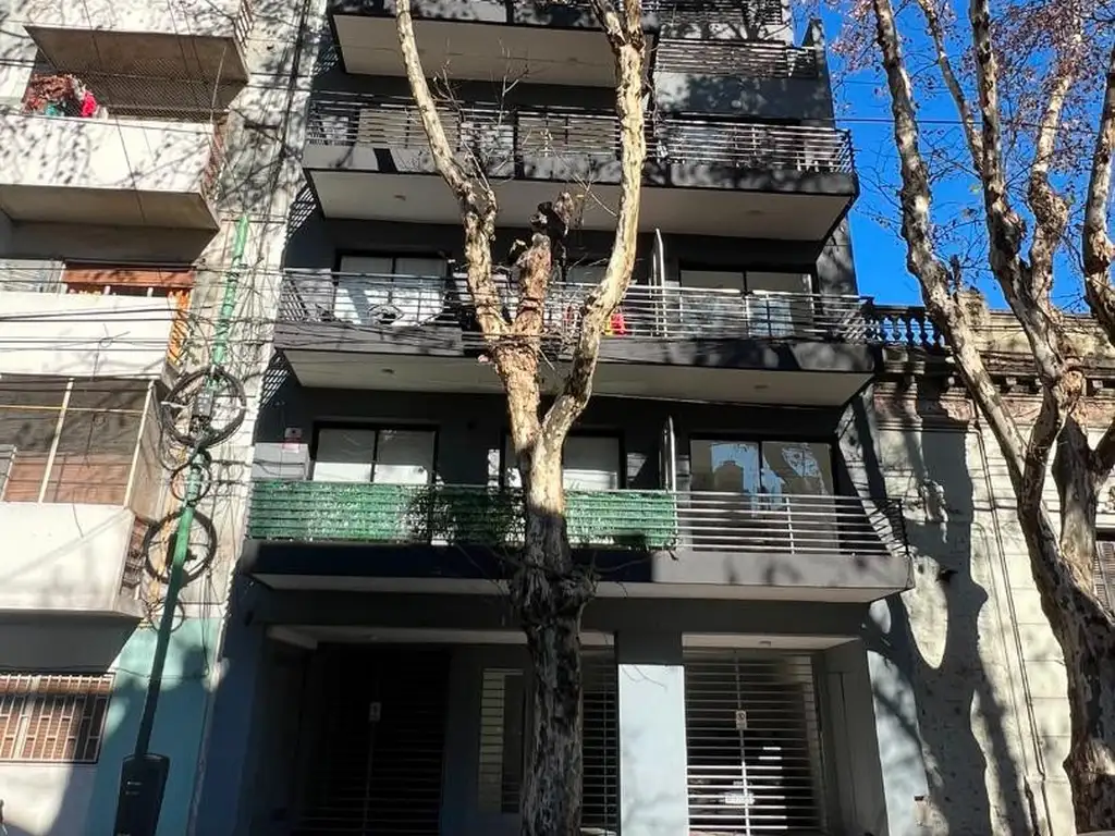 Foto de Alquiler departamento 1 ambiente al frente en Almagro, imagen 3