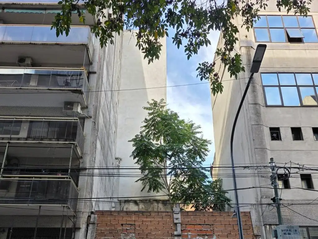 Foto de Terreno lote en venta en Recoleta. Planos aprobados. 100% canje por m2., imagen 1