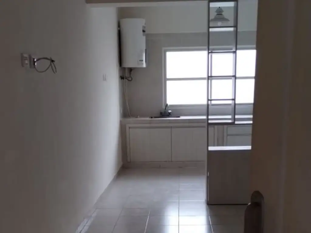 Foto de Alquiler de Depto MONOAMBIENTE en Caseros, Tres de Febrero, imagen 5