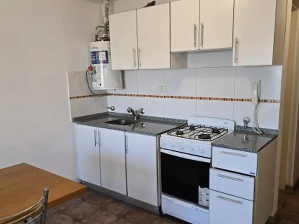Foto de ALQUILER DEPARTAMENTO MONOAMBIENTE RIOJA 2857, imagen 5