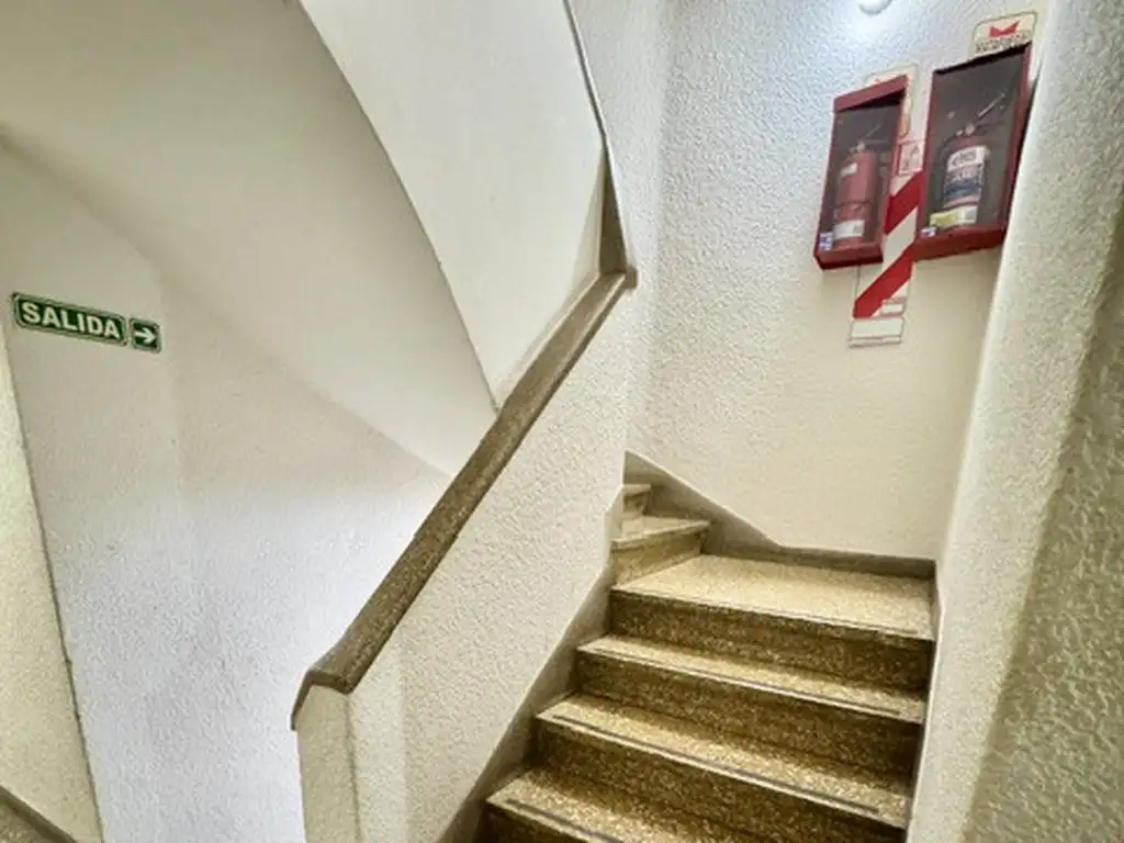 Foto de EXCELENTE MONOAMBIENTE AL FTE C-BALCON, imagen 2