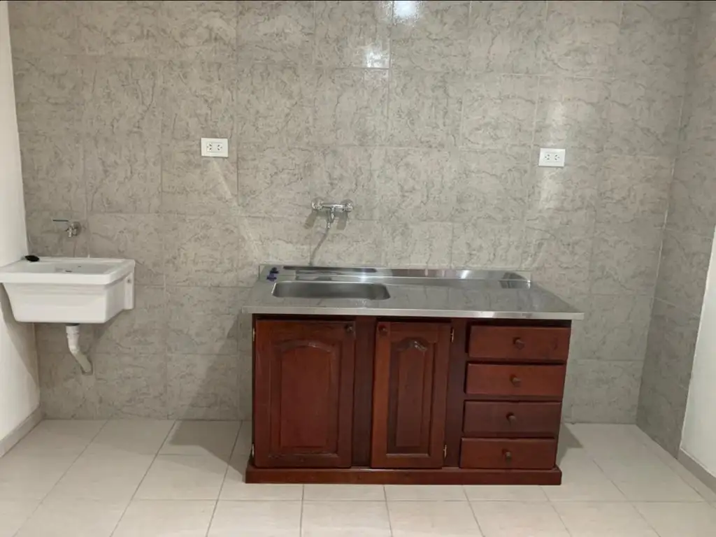 Foto de DEPARTAMENTO 2 AMBIENTES - VILLA ALTA, RESISTENCIA, imagen 4