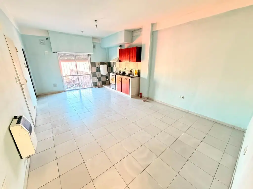 Foto de DEPARTAMENTO DE 2 AMBIENTES EN PLANTA ALTA, imagen 4