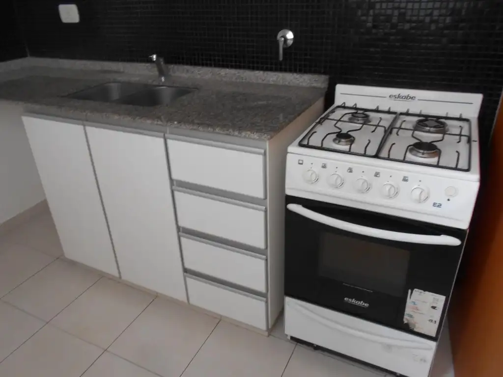 Foto de Excelente Monoambiente amplio con cochera!, imagen 2