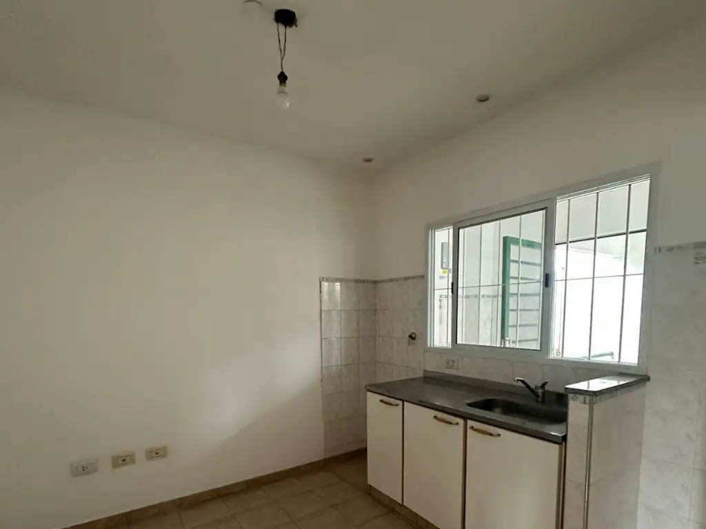 Foto de DEPARTAMENTO 2 AMBIENTES - CORRIENTES, imagen 5