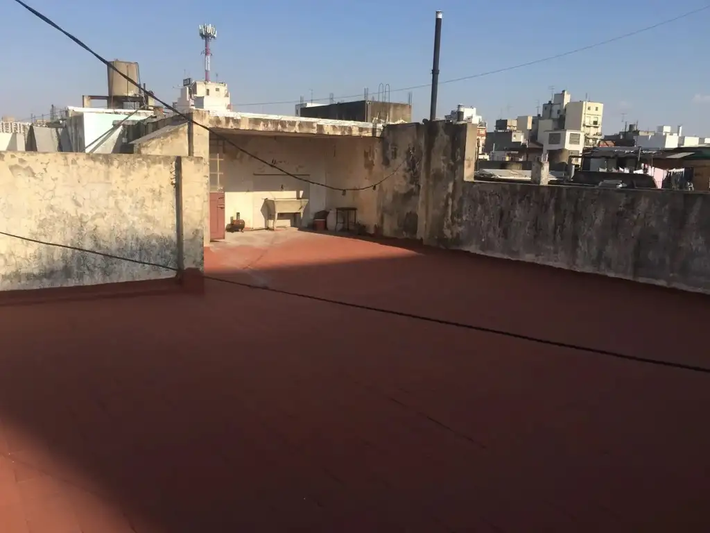 Foto de GRAN OPORTUNIDA!!! CASONA DE 300M2 TOTALES, ENTRADA INDIVIDUAL, TIPO, imagen 2
