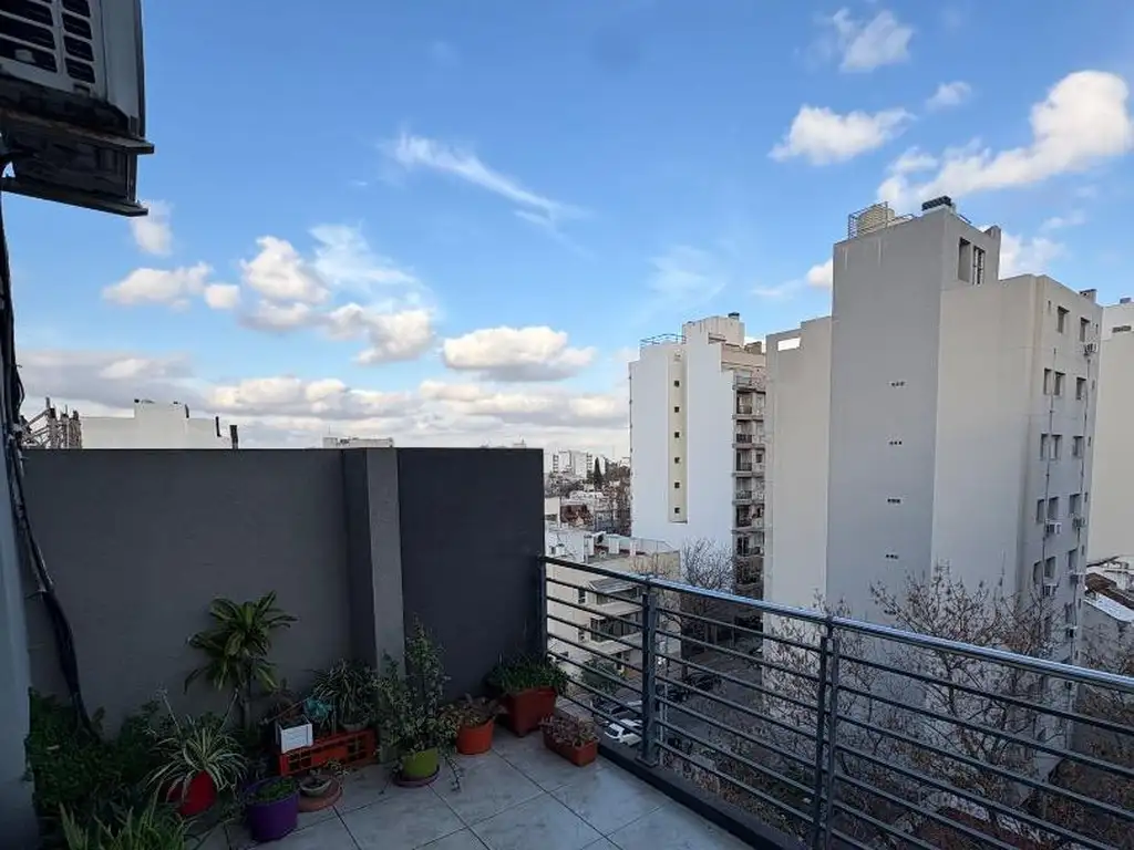 Foto de DEPTO MEGA 3 AMBIENTES EN DUPLEX - LINIERS, imagen 4