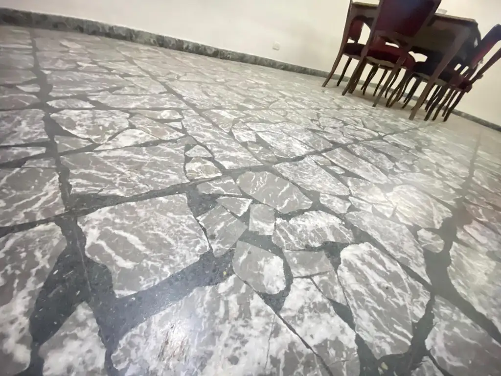 Foto de CASA EN VENTA - TERRENO PROPIO / 2 PLANTAS 7 AMBIENTES., imagen 3