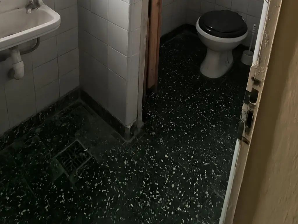 Foto de EXCELENTE LOCAL DE 105 MT2, IDEAL MULTIPLES DESTINOS, imagen 5