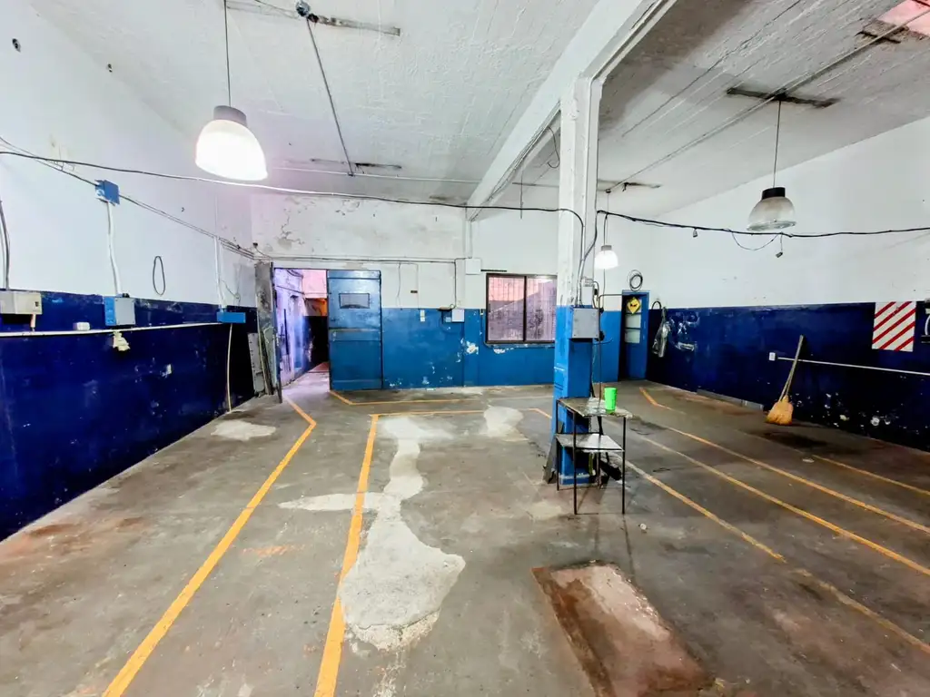 Foto de BUEN GALPON DE LOSA DE 90 M2 AL FONDO, imagen 1