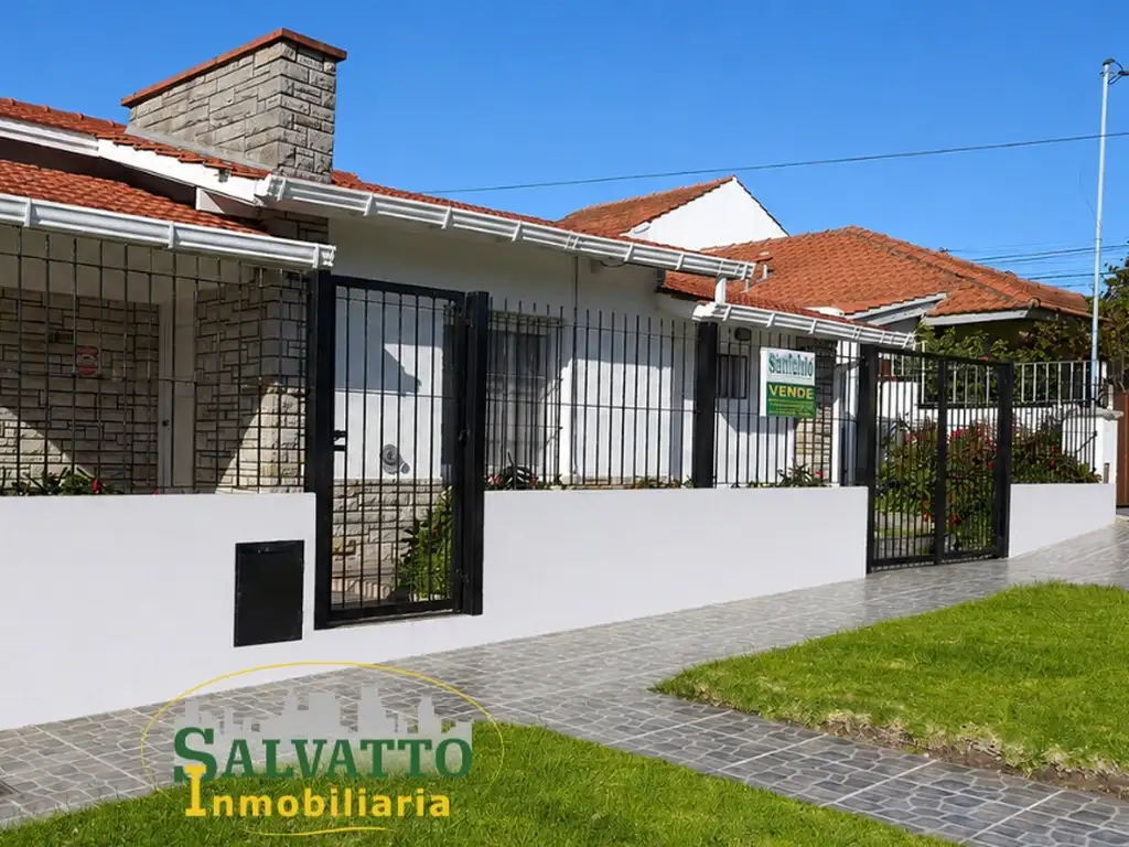 Foto de Chalet reciclado a metros del mar en Punta Mogotes, imagen 2