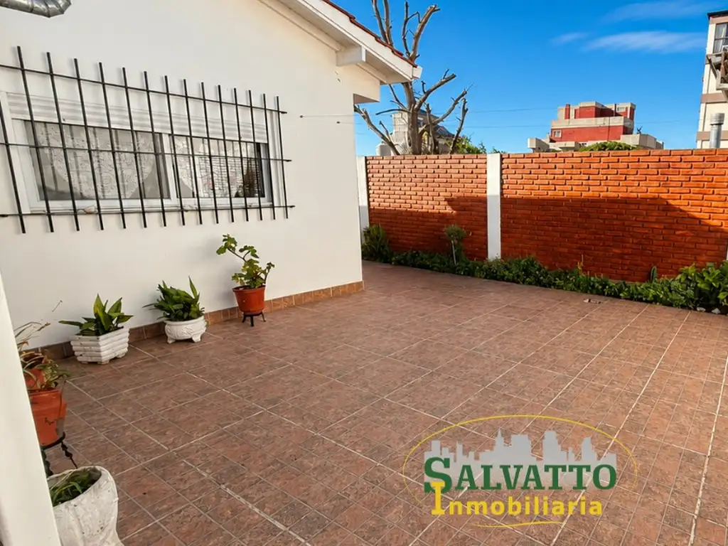 Foto de Chalet reciclado a metros del mar en Punta Mogotes, imagen 4
