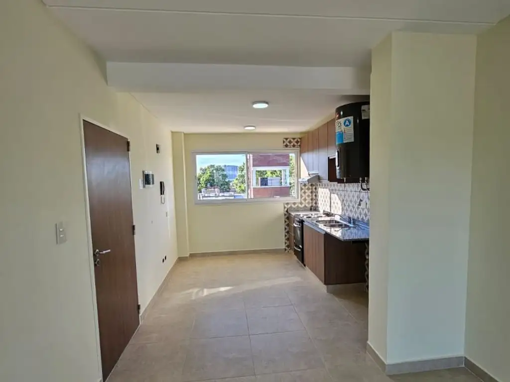 Foto de MONOAMBIENTE CON BALCON TERRAZA EN ALQUILER, imagen 2