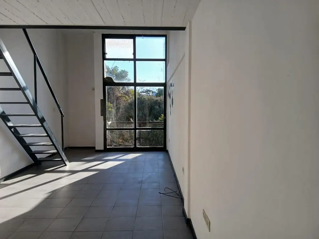 Foto de MORENO CENTRO DEPARTAMENTO. ALQUILER DOS AMBIENTES, imagen 4