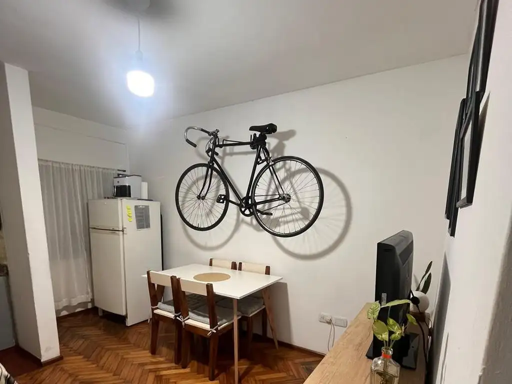Foto de Departamento en Alquiler Montevideo 1800, imagen 2