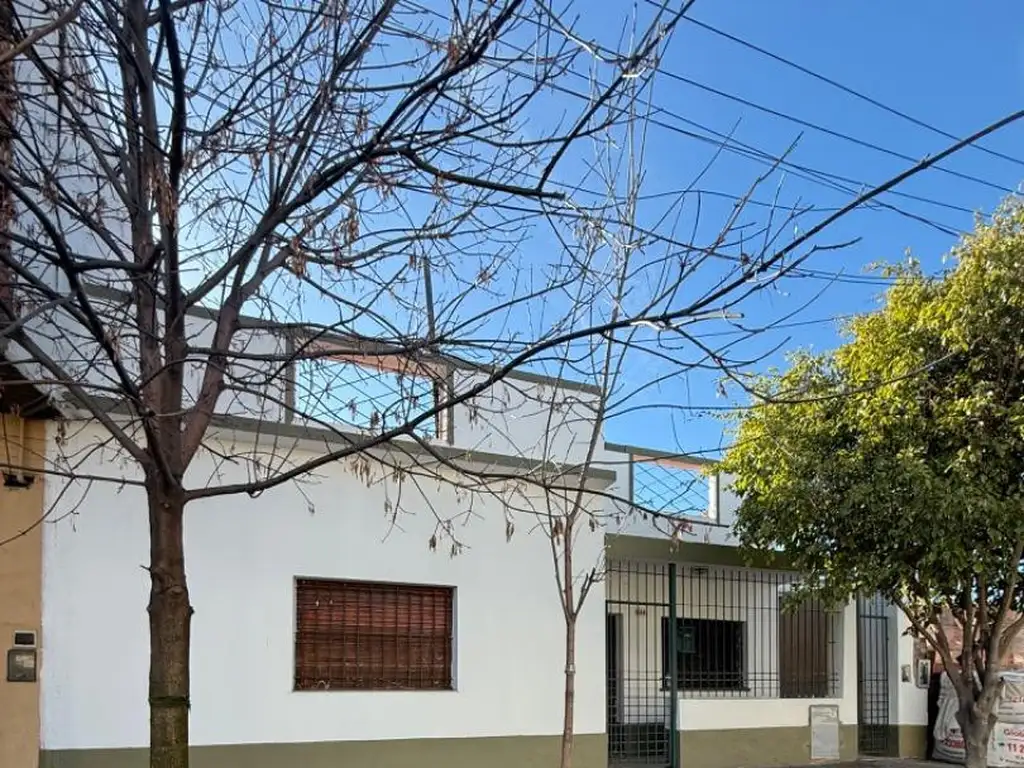 Foto de Casa 2 Dorm. El Palomar / Moron - A Mts. de Acc. Oeste !!!!, imagen 4