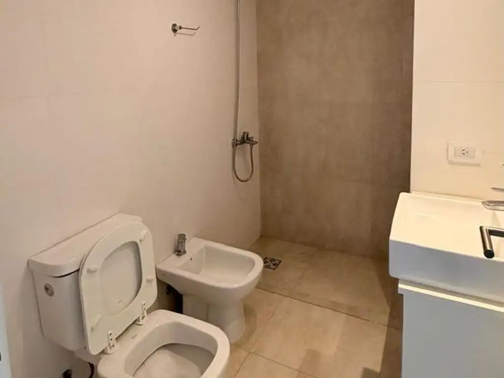 Foto de En venta semipiso frente al mar 2 amb con/esc 82m, imagen 5