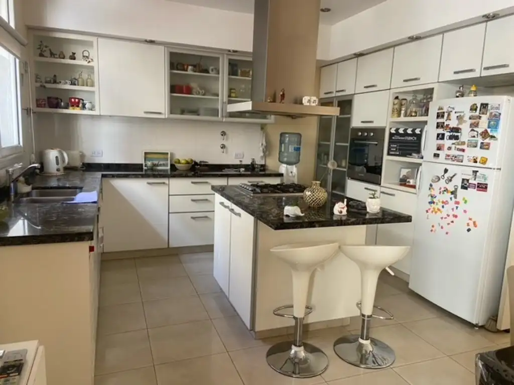 Foto de CASA 4 AMB CON 2 COCHERAS PATIO Y TERRAZA, imagen 5