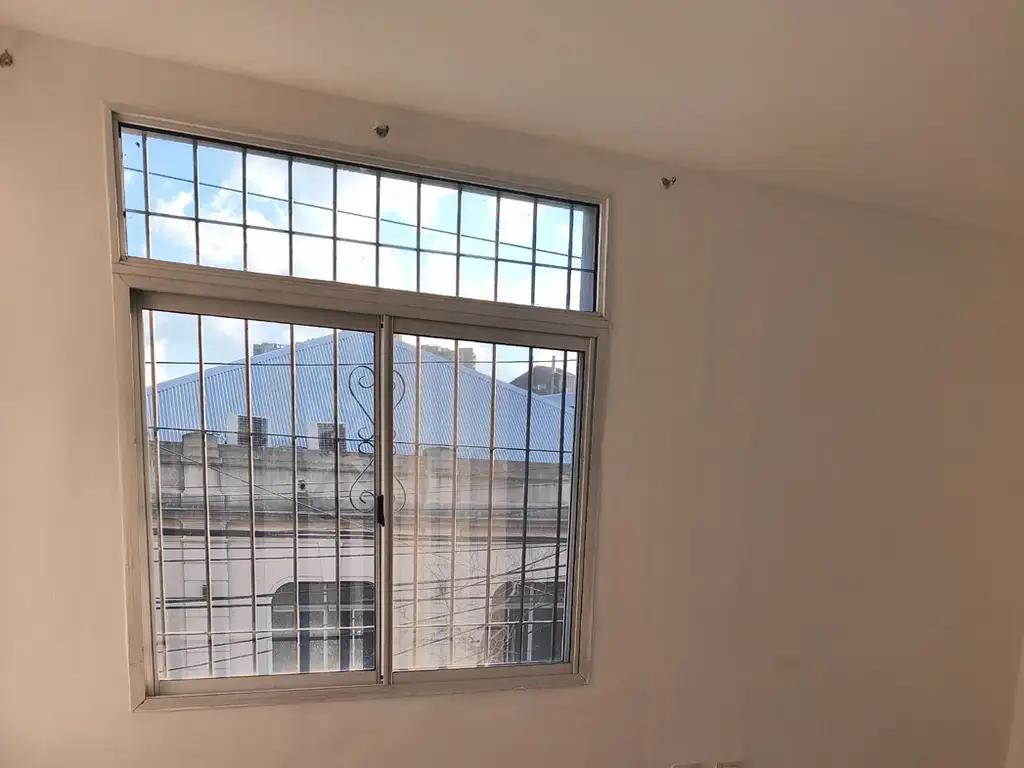 Foto de Departamento de 2 Ambientes con Vista al Frente Colón 474, "7", 1° Piso, imagen 2