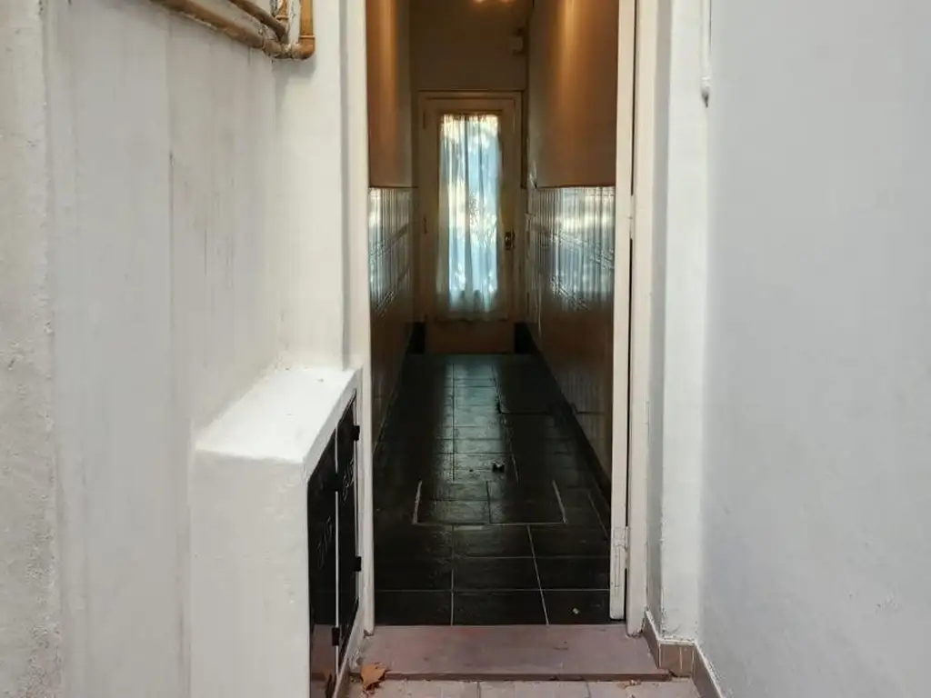 Foto de DPTO TIPO PH CON BALCÓN AL FRENTE Y TERRAZA 1°P p/esc, imagen 5