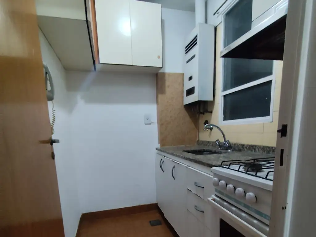 Foto de CÓMODO DPTO 2 AMBIENTES - INTERNO ¡¡¡APTO CREDITO!!!, imagen 1