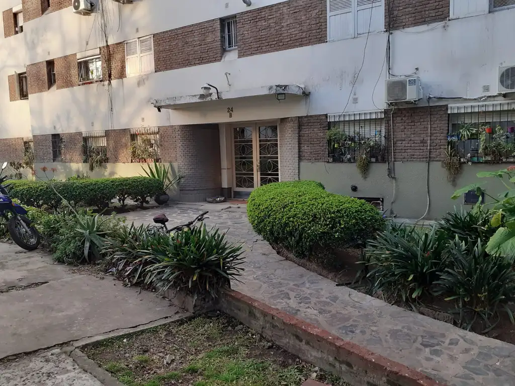 Foto de 3 ambientes al frente refaccionado a nuevo en Barrio Alvear, imagen 2