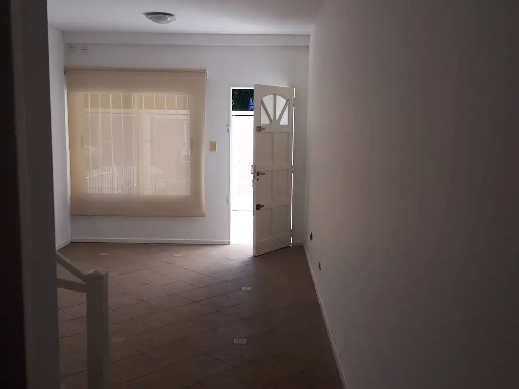 Foto de Alquiler Duplex en 3 plantas en excelentes estado, imagen 5