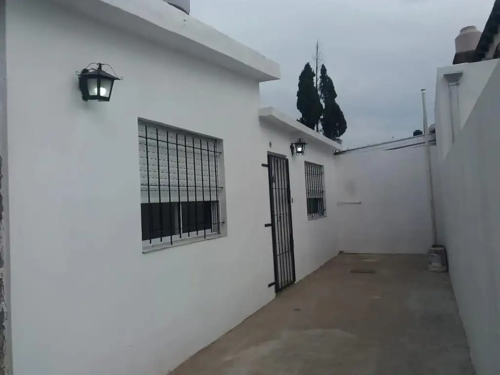 Foto de Casa en alquiler, José C. Paz, imagen 1