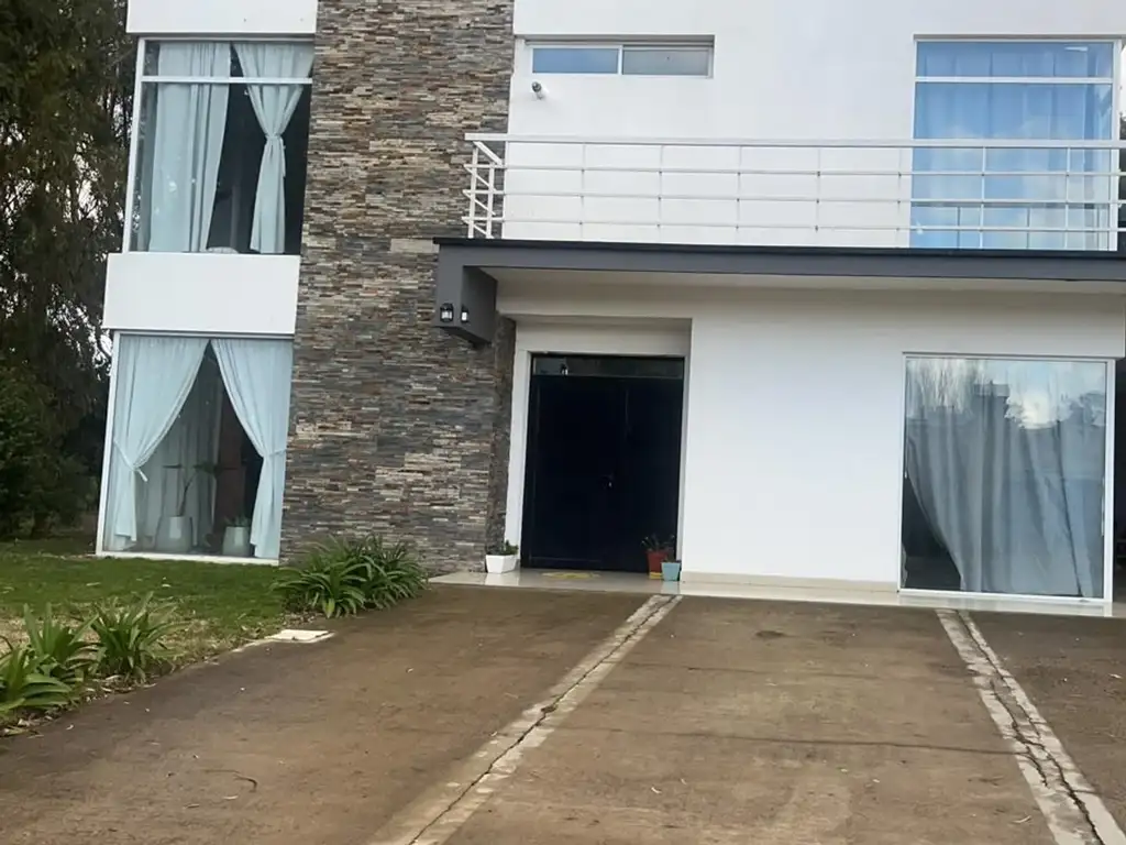 Foto de ALQUILER DE CATEGORIA CASA -RUMENCO, imagen 1