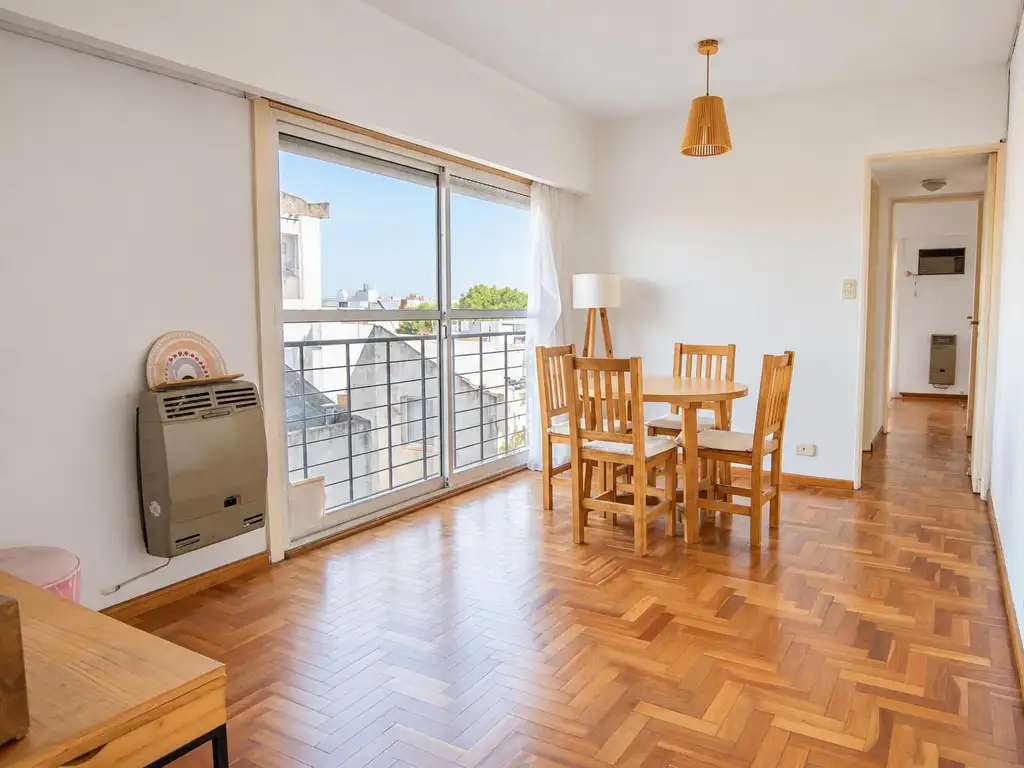 Foto de Excelente 3 ambientes Muy Luminoso con Balcon y Baulera, imagen 5