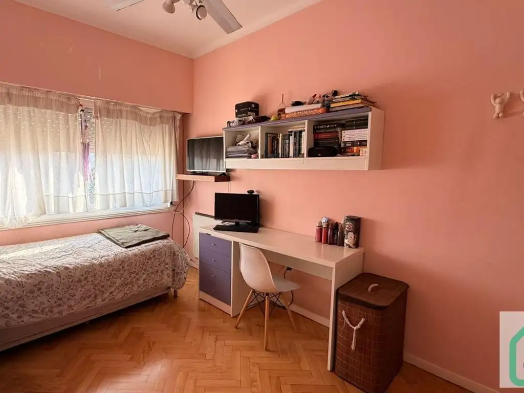 Foto de VENTA DEPARTAMENTO 4 AMBIENTES FLORES, imagen 2