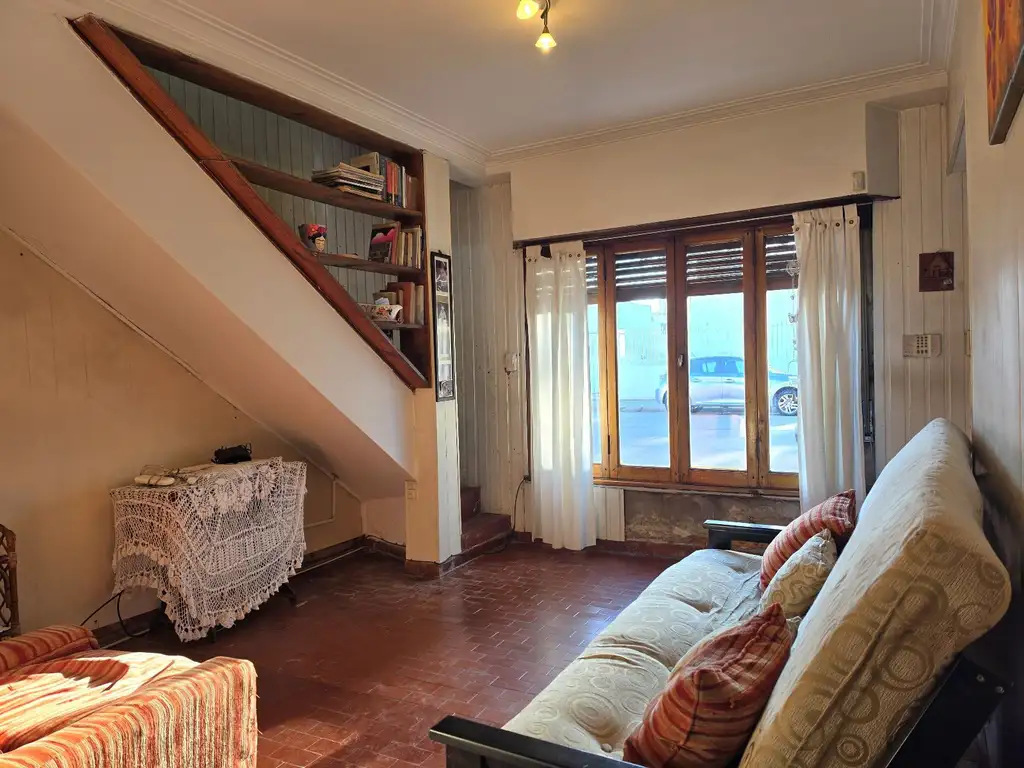 Foto de Casa en PH de 4 ambientes con patio y garaje en Chauvin, imagen 2