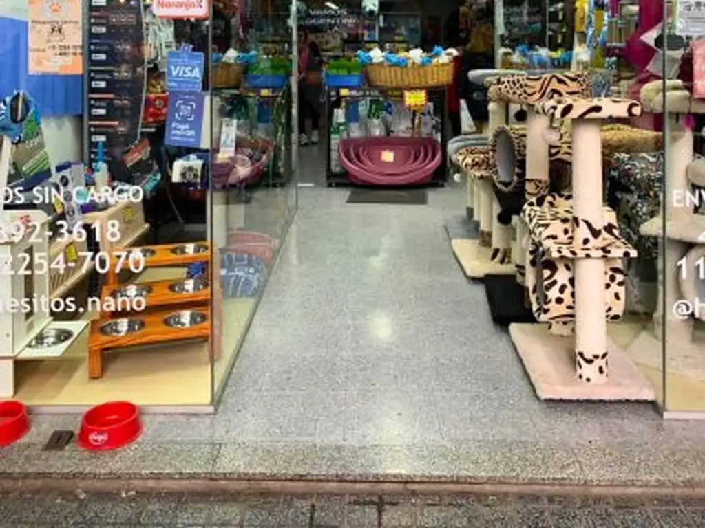 Foto de Local En Alquiler En Bernal Centro - Excelente Ubicación Comercial, imagen 2