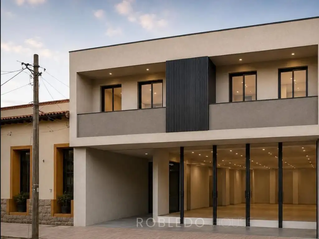 Foto de Alquiler Local comercial con 340 m² con oficinas en el Microcentro de, imagen 2